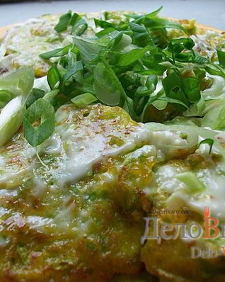 Кабачковые драники с чесночным соусом