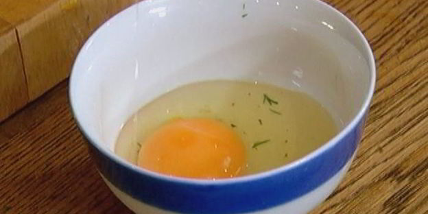 картофельно-свекольные драники с сыром бри