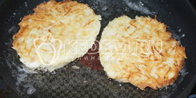картофельные драники с лососем