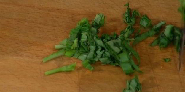 хрустящие драники с помидорами и маринованным луком