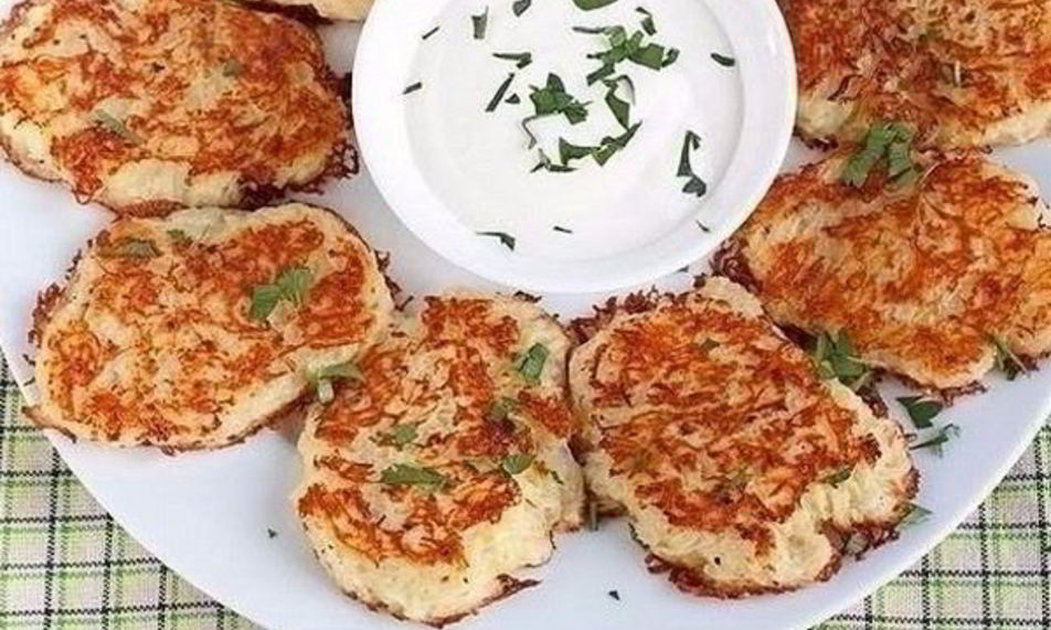 Рецепт простых картофельных драников с луком