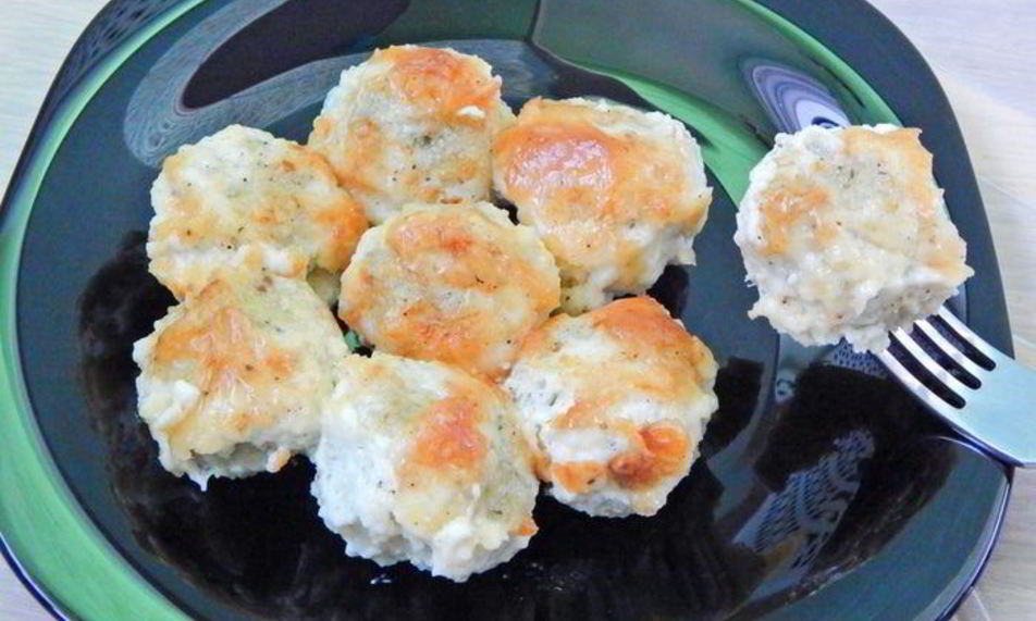 Рецепт фрикаделек из минтая в сырно-майонезном соусе