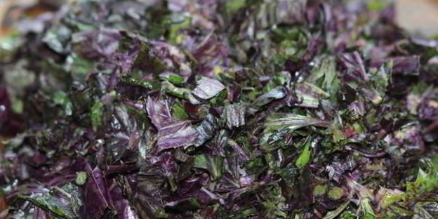 фрикадельки из трески в томатно-базиликовом соусе