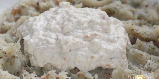 фрикадельки из трески в томатно-базиликовом соусе