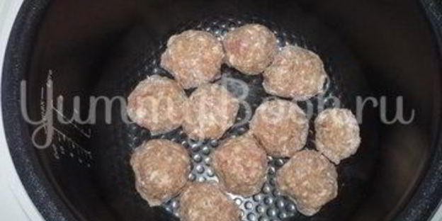 фрикадельки под томатно-сырным соусом из мультиварки