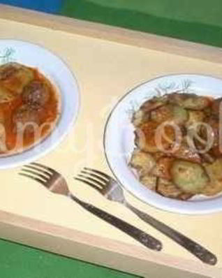 Фрикадельки с печеным картофелем