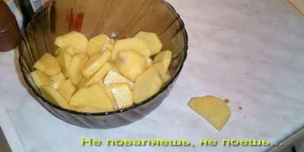 фрикадельки с печеным картофелем