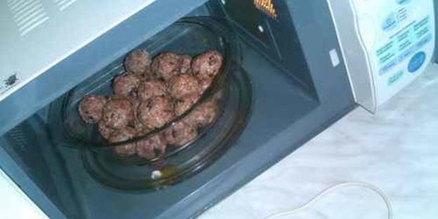 фрикадельки с печеным картофелем