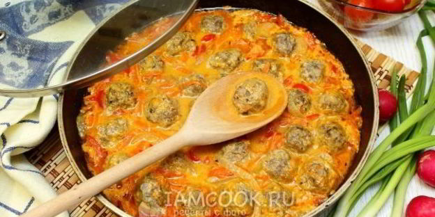 фрикадельки с подливкой