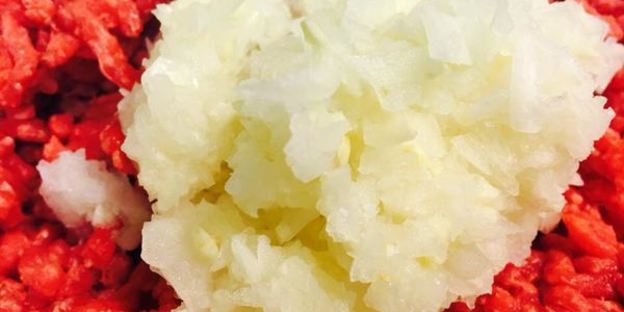 фрикадельки в грибном соусе