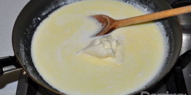 фрикадельки в сливочно-сырном соусе