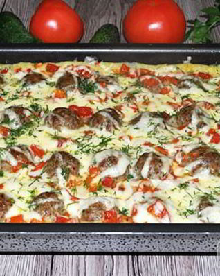 Фрикадельки, запеченные с картофельным пюре