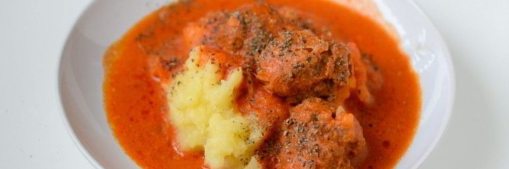 Говяжьи фрикадельки в томатном соусе