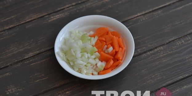 картофель в томатном соусе с фрикадельками