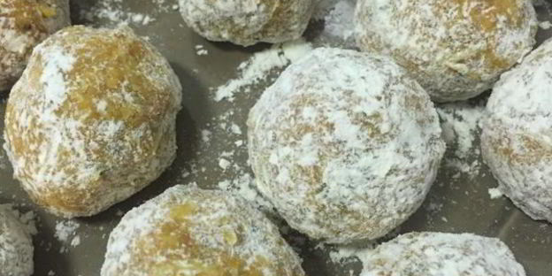 куриные фрикадельки с моцареллой