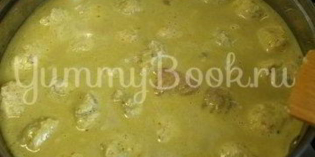 куриные фрикадельки в соусе из кокосового молока