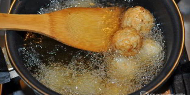 куриные фрикадельки во фритюре