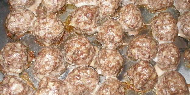 макароны с фрикадельками в духовке