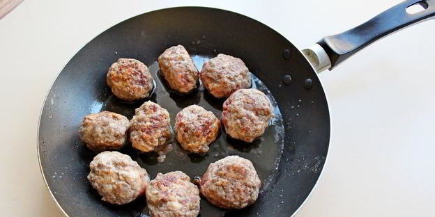 нут с овощами и фрикадельками