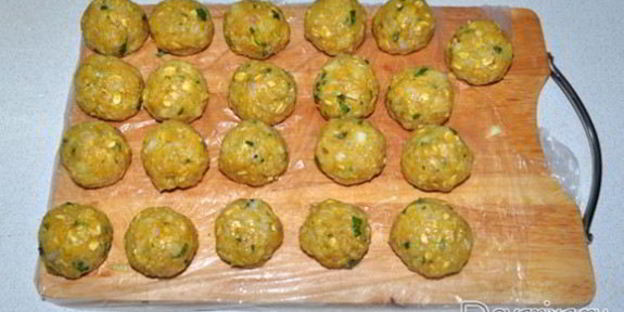 рыбные фрикадельки в томатном соусе