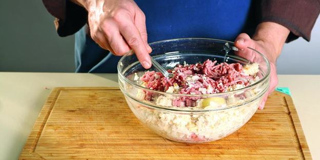 шашлычки с фрикадельками в соусе терияки