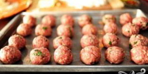 спагетти с фрикадельками