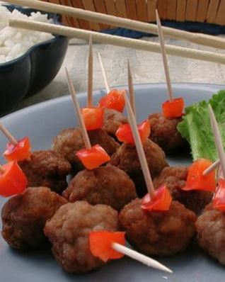 Свиные фрикадельки по-тайски