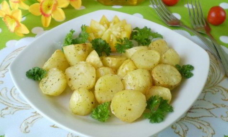 Рецепт картофеля кусочками в духовке