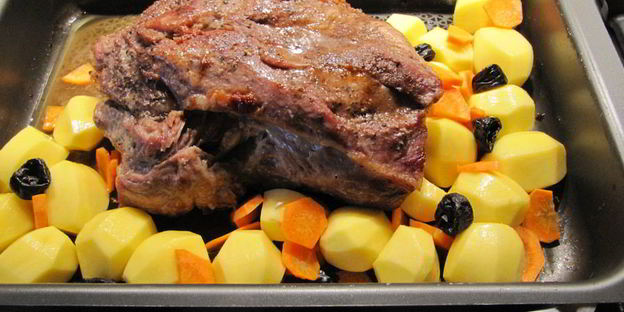 картофель с мясом праздничный