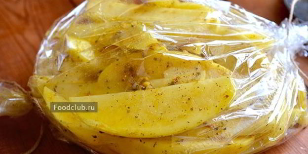 картофель в рукаве