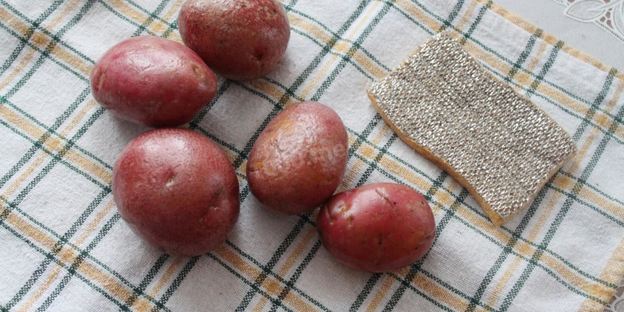 картошка в мундире в духовке