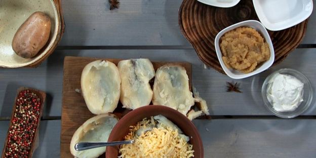 нежный картофель с щучьей икрой