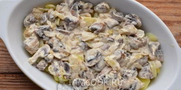 постная картошка с грибами в духовке