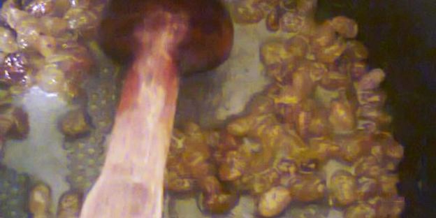 рис с грецким орехом и апельсином