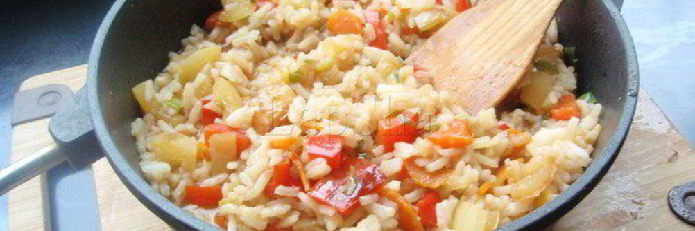 Рис с овощами в японском стиле