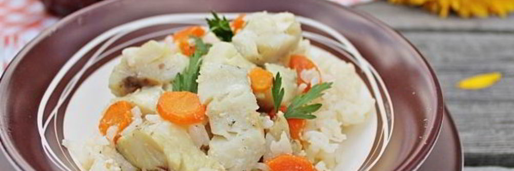 Рис с рыбой в горшочке