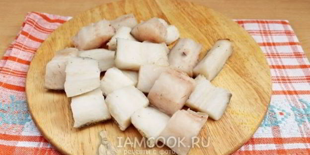 рис с рыбой в горшочке