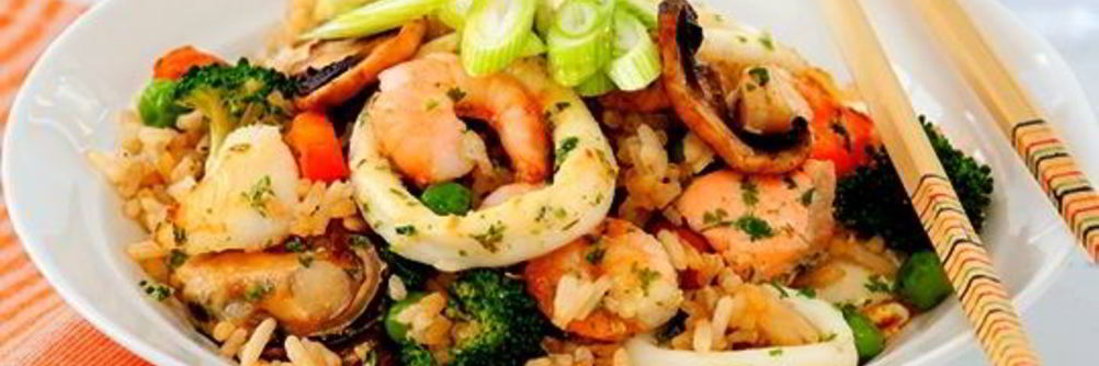 Жареный рис с морепродуктами