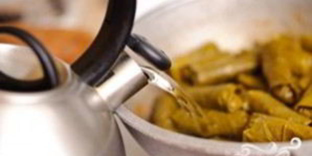 долма из виноградных листьев