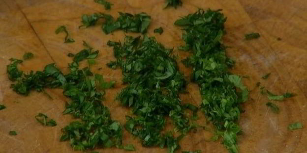 долма с кускусом и вялеными помидорами