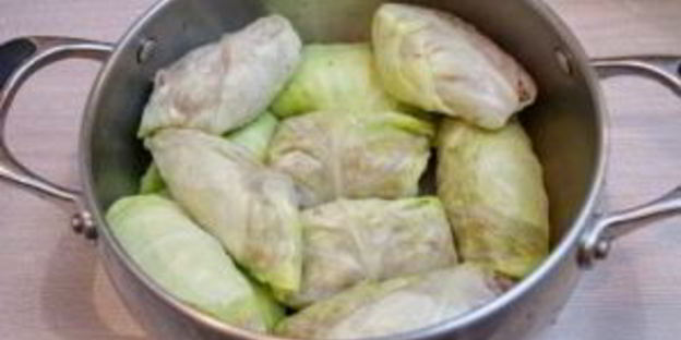 голубцы под сметанным соусом