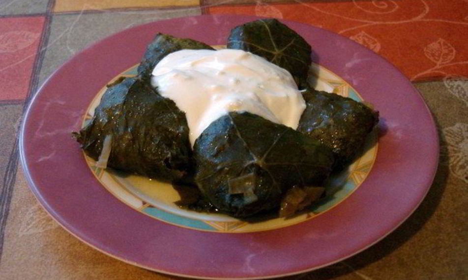 Рецепт голубцов в виноградных листьях