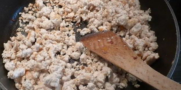 ленивые голубцы с куриным фаршем в мультиварке