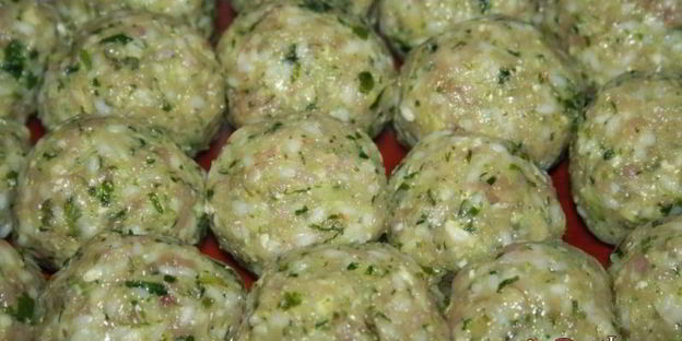 нежнейшие ленивые голубцы в томатно-сметанном соусе в духовке