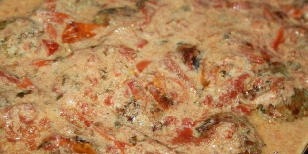 нежнейшие ленивые голубцы в томатно-сметанном соусе в духовке