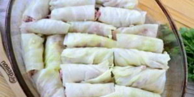 запеченные голубцы в сметане и кетчупе