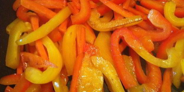 гречневая лапша с курочкой и овощами