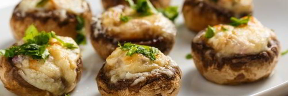 Фаршированные грибы на гриле