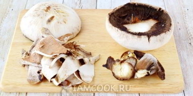 фаршированные грибы с сыром в духовке