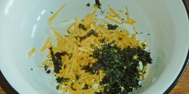 грибы с сыром и помидорами в духовке